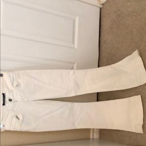 Cute new without tags J brand white flare jeans